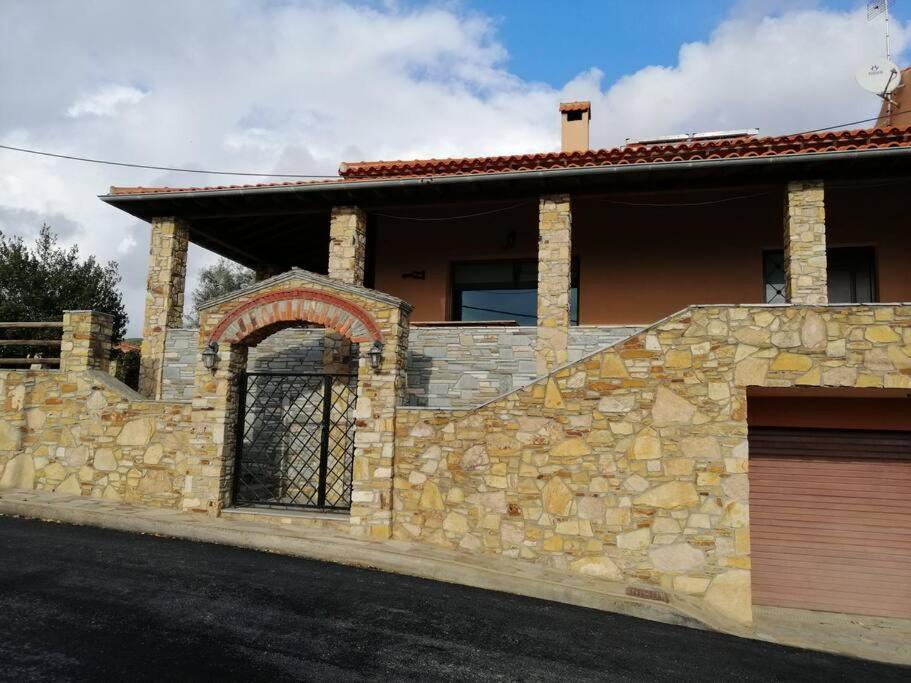 Luxurious Villa With Gorgeous View And Bbq Aleksandropolis Zewnętrze zdjęcie