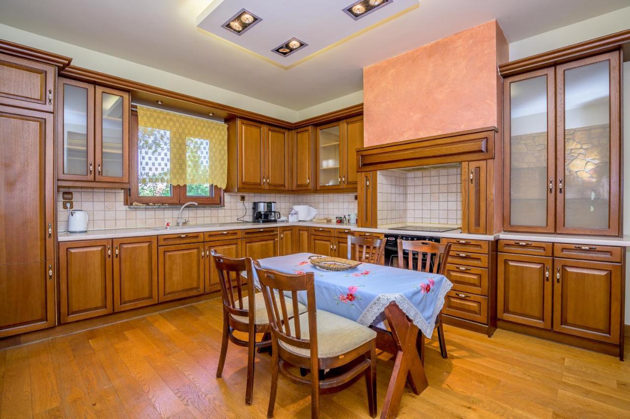 Luxurious Villa With Gorgeous View And Bbq Aleksandropolis Zewnętrze zdjęcie