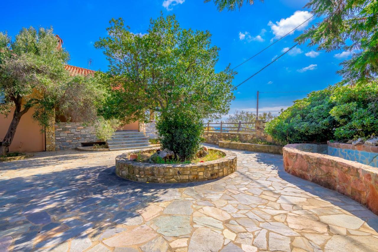 Luxurious Villa With Gorgeous View And Bbq Aleksandropolis Zewnętrze zdjęcie